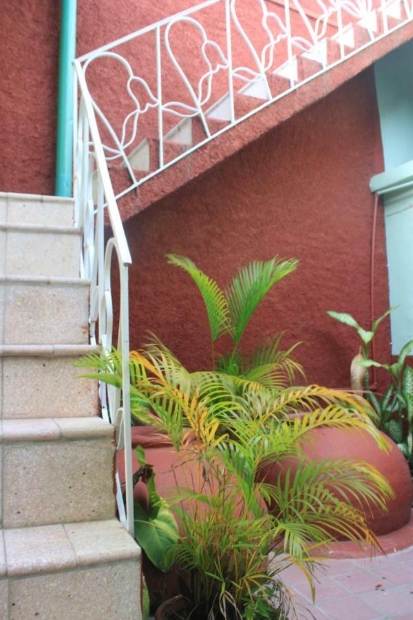 Hostal Manzzanares Hotel Camaguey Exterior photo